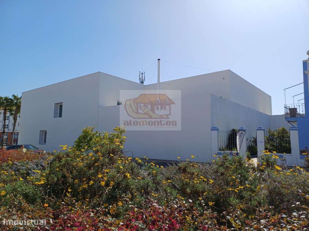 Lote com PROJECTO APROVADO para construção de moradia e piscina-7