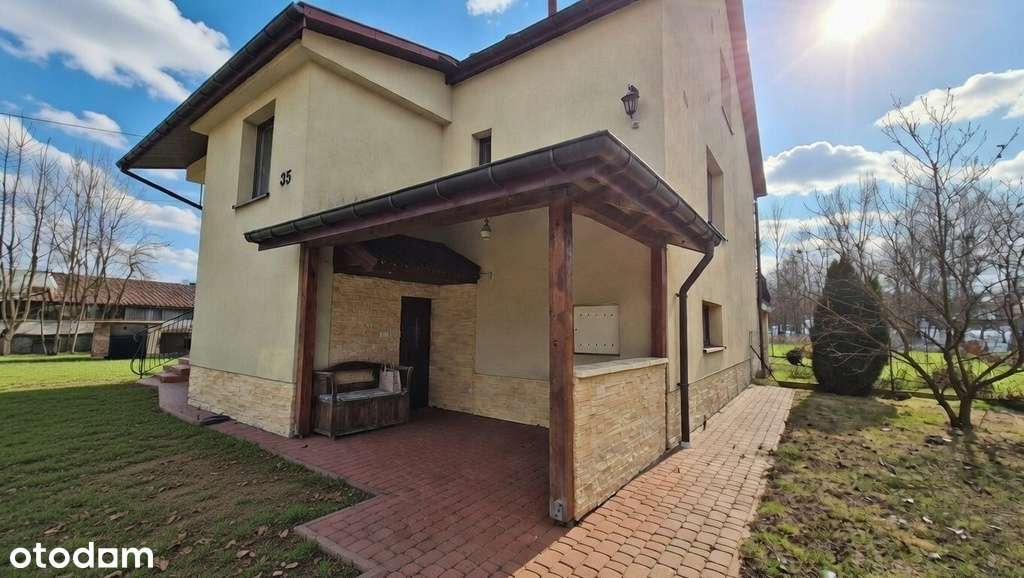 Dom z duszą na uboczu – cisza i przestrzeń-0