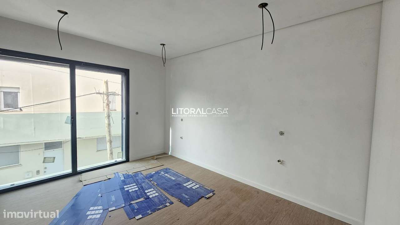 Apartamento | T2 | Duplex | 2 lugares de estacionamento - Grande imagem: 5/15