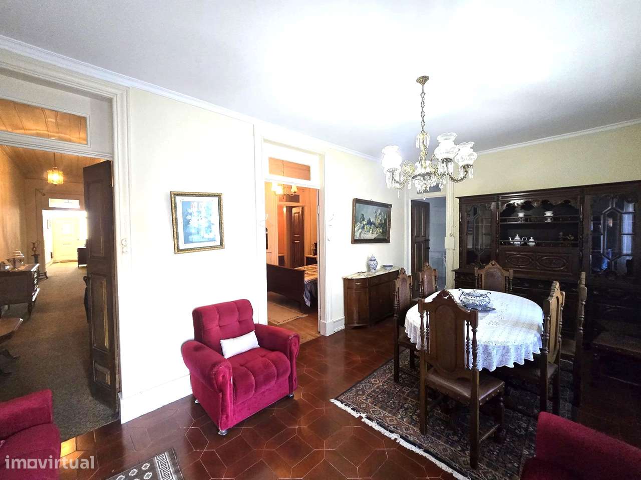 Moradia, 318 m², Ovar, São João, Arada e São Vicente de Pereira Jusã - Grande imagem: 5/34