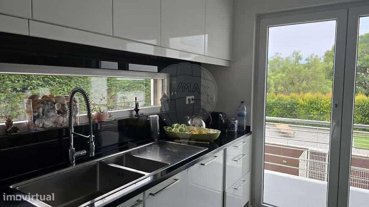 Moradia T4 para venda - Grande imagem: 4/4