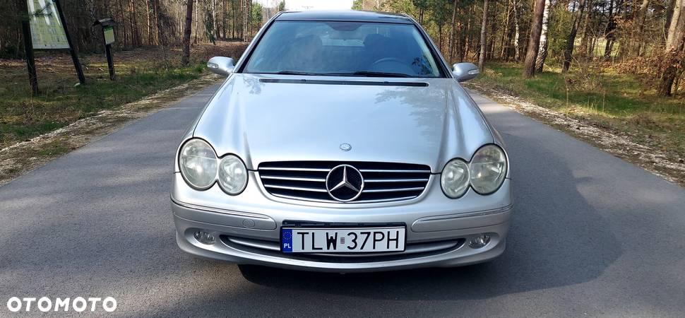 Mercedes-Benz CLK - 2