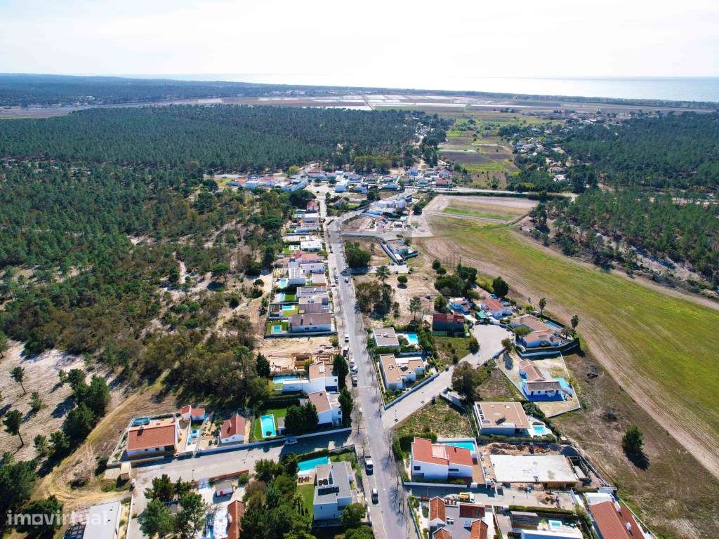 Moradia V4 com Piscina para Venda na Comporta-5