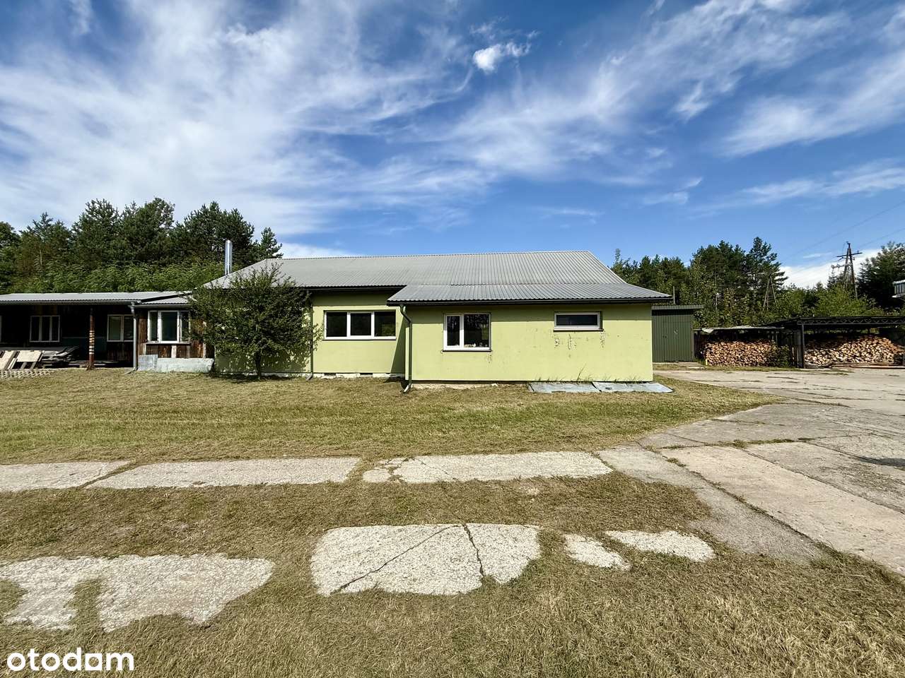 Na sprzedaż: budynek pod działalność gospodarczą – przy trasie S17-12