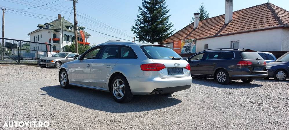 Audi A4 Avant 2.0 TDI 120g DPF Attraction - 8