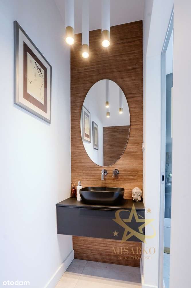 Nowoczesny dom w zabudowie bliźniaczej z basenem-14