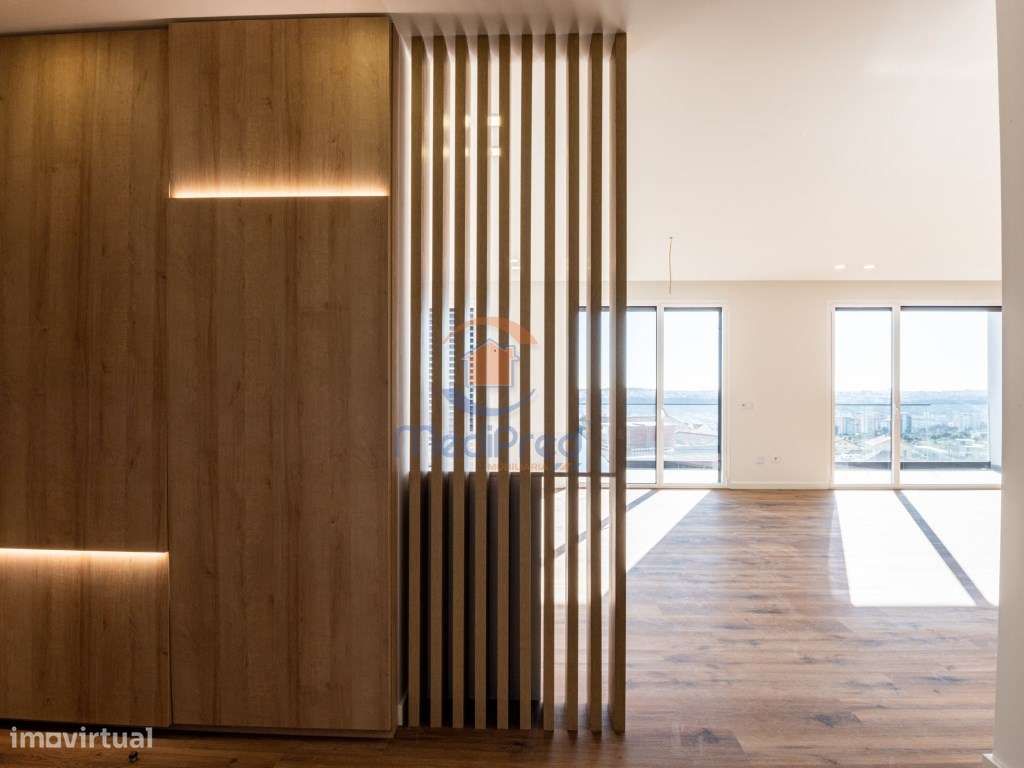 Apartamentos T3 NOVOS c/ 2 Varandas e BOX | Santo António dos Caval... - Grande imagem: 3/22