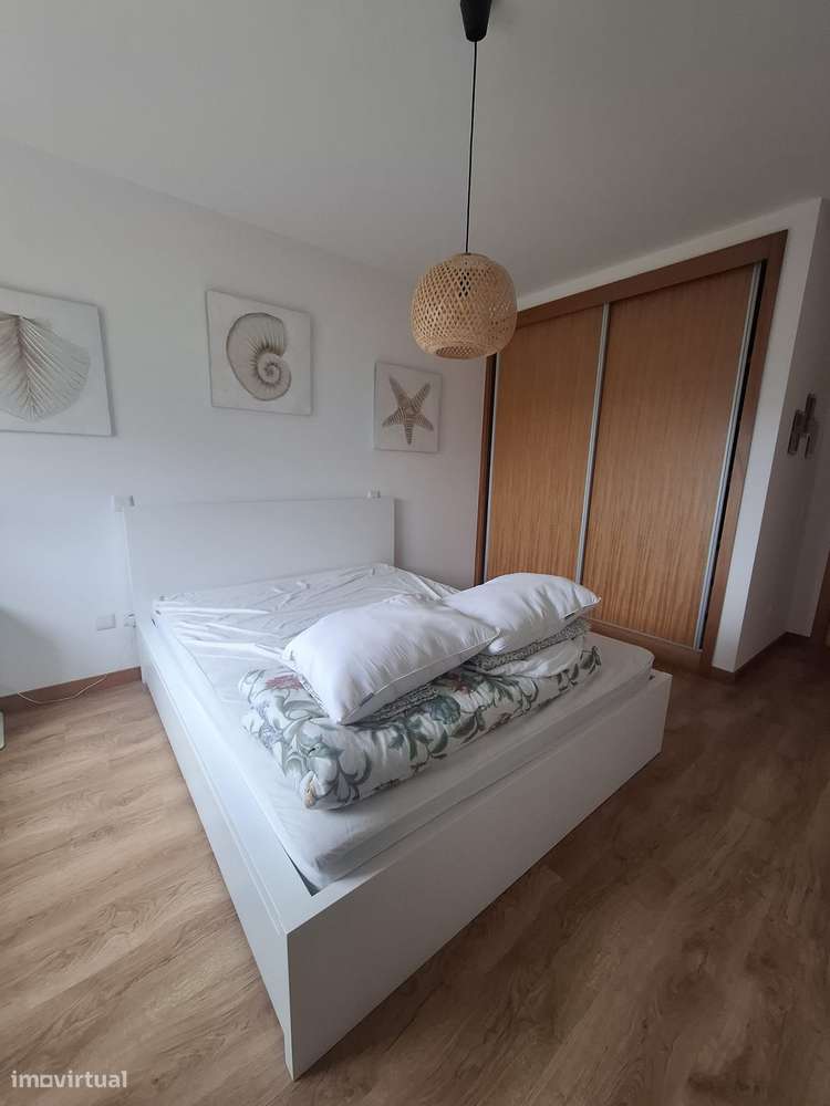 Moradia T4 em Cepães, Marinhas-8