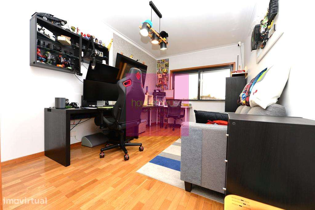 Apartamento T 3, Garagem 2 Autos-11