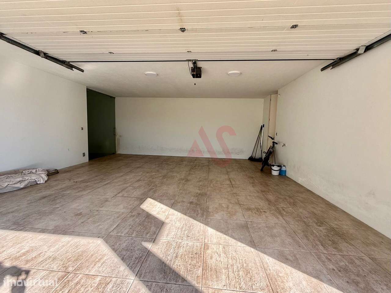 Espetacular Moradia Térrea T4 Em Azurém, Guimarães-27