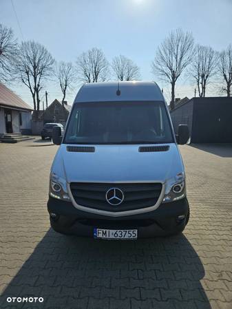 Mercedes-Benz Sprinter 319 - 1