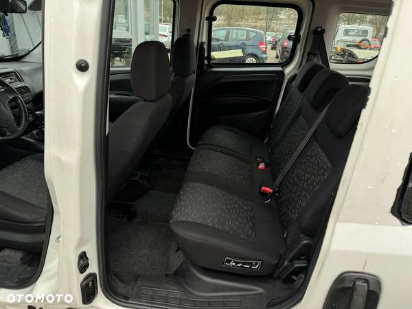 Opel Combo - 8