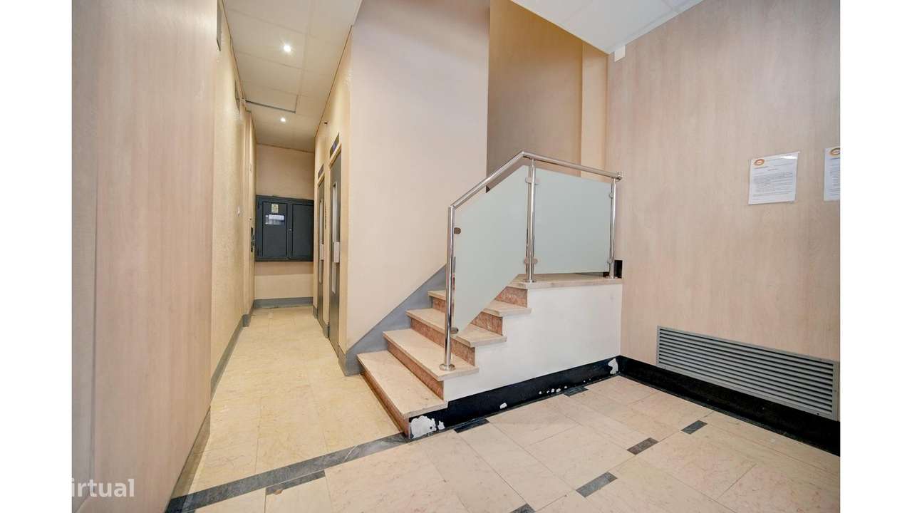 Apartamento T1 em Lisboa com terraço-18