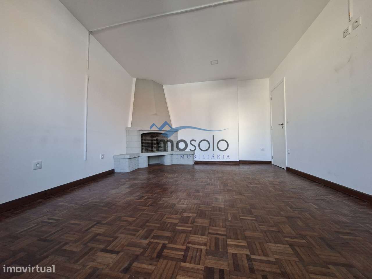 Apartamento T4 Remodelado no Centro de Oliveira de Azeméis - Grande imagem: 5/23