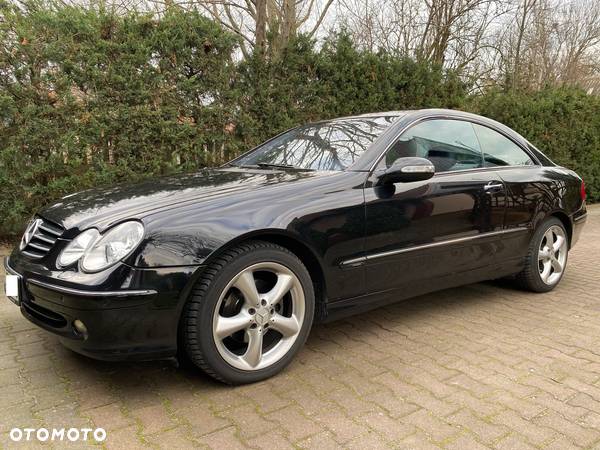 Mercedes-Benz CLK - 1