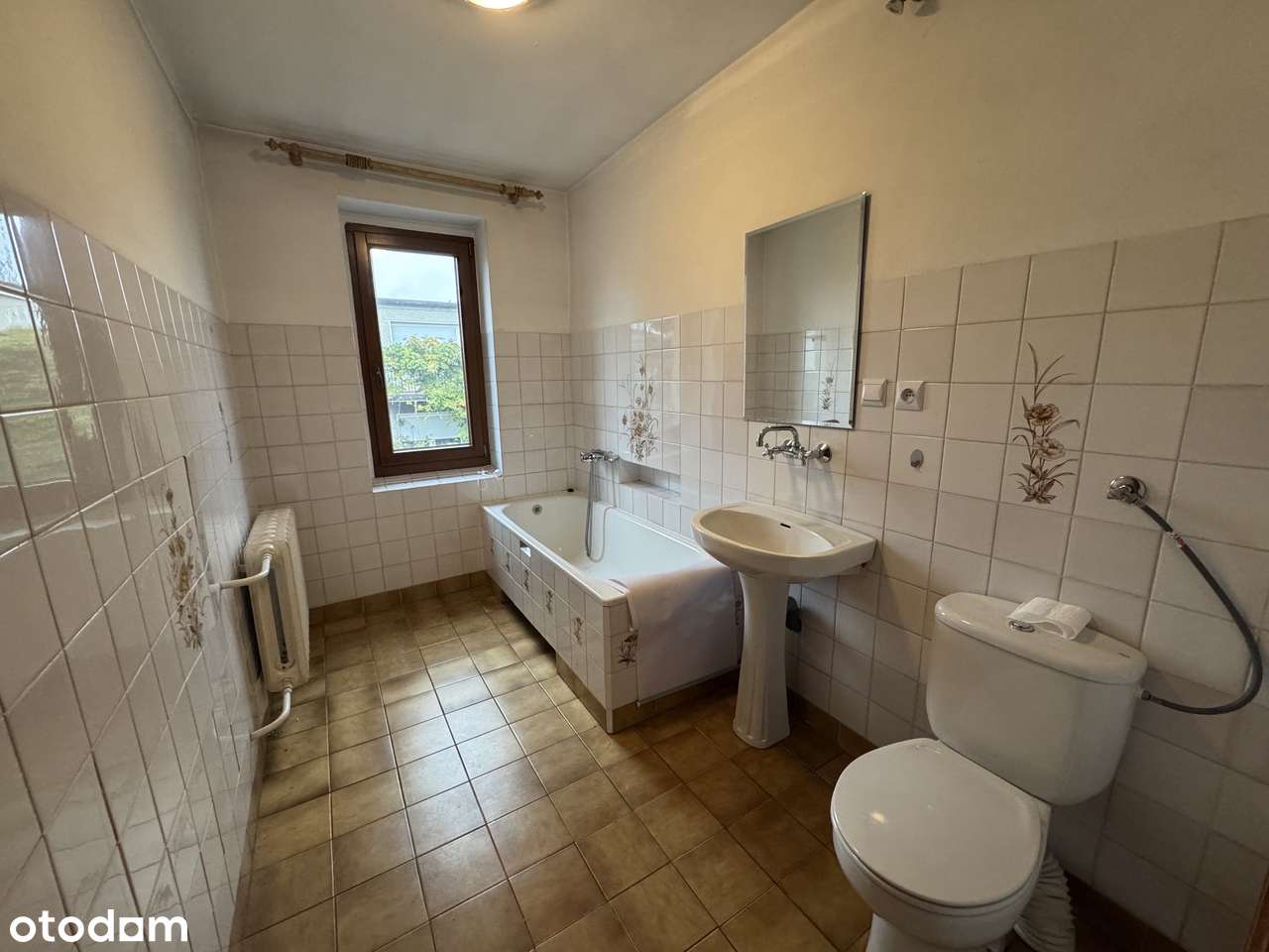 OKAZJA! - Dom w Centrum Ostrzeszowa - idealny pod wynajem 6 pokoi-17