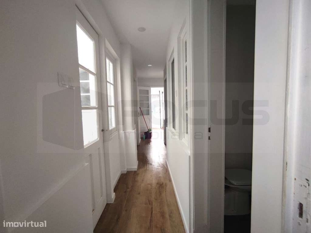 Apartamento T2+ 1 renovado - Beira Mar - Aveiro - Grande imagem: 5/25