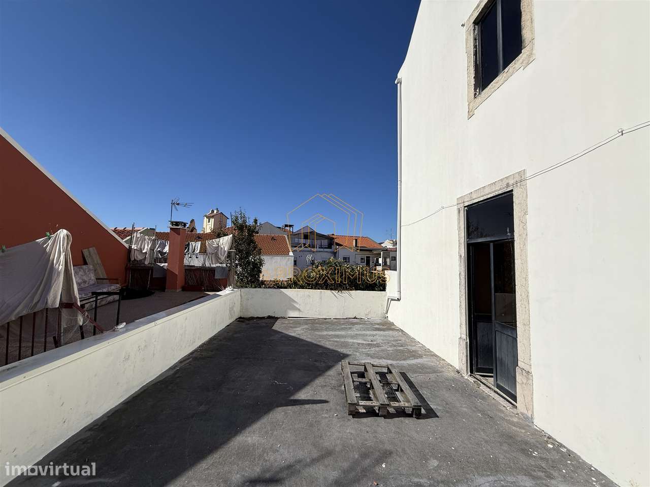 Prédio no centro da cidade - Figueira da Foz-23