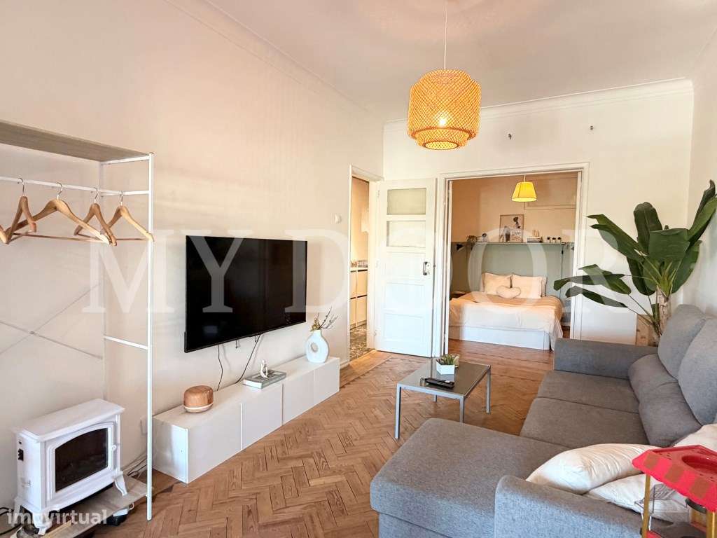 Apartamento T2 - Moscavide - Vista e muita LUZ - 3º andar-9