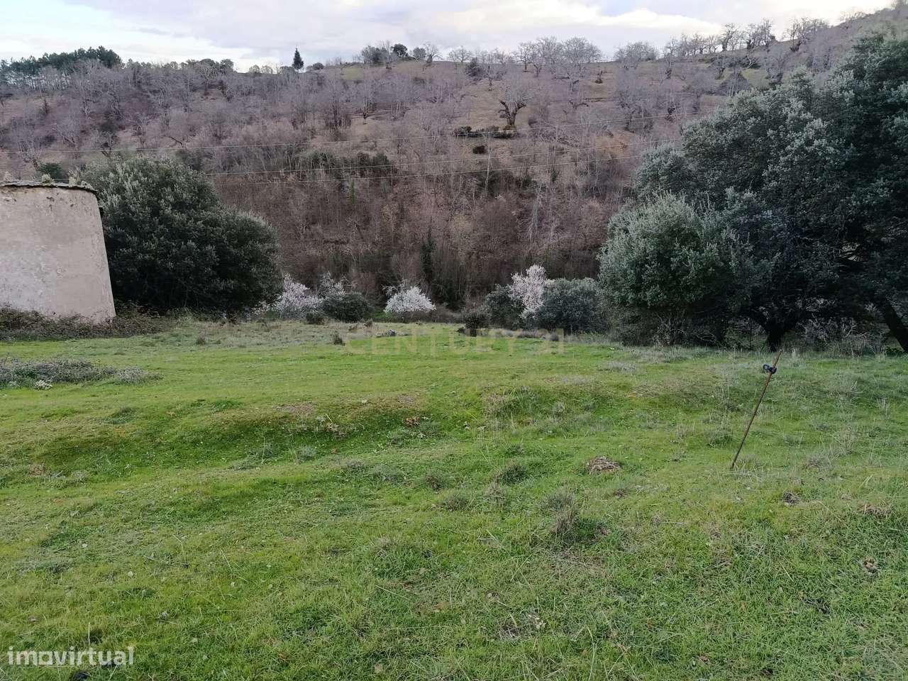 Terreno Urbano Espetacular em Rebordãos, Bragança-4