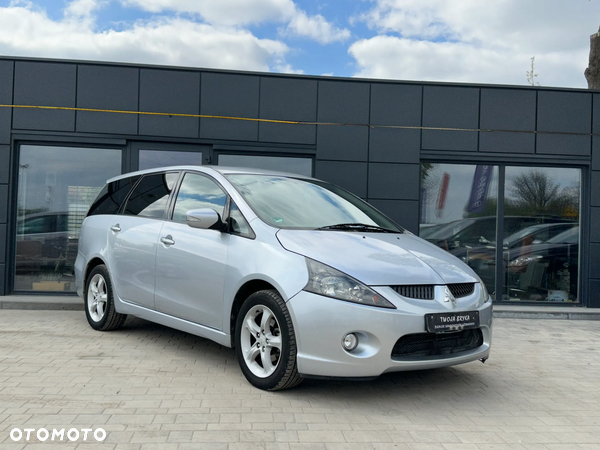 Mitsubishi Grandis 2.4 Intense - 5