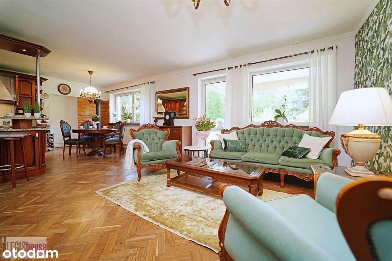 Obiekt O Funkcji Handlowo - Usługowej* Hala* Dom-11