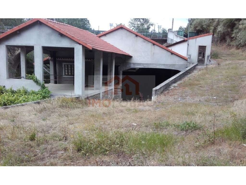 Quinta da Ponte - Grande imagem: 2/17