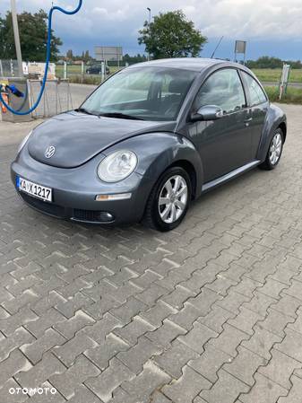 Volkswagen New Beetle 2.0 - 4