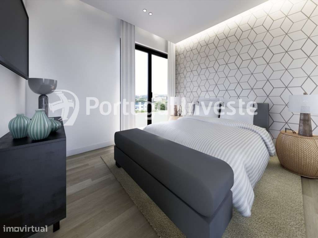 Vende 2 lotes para 2 moradias - T3 com 168m2 cada, Sobreda | Almada-16