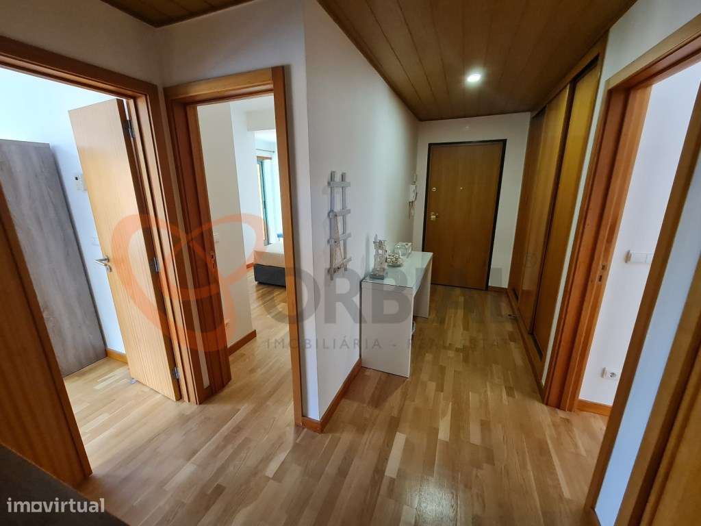 Apartamento T2 para venda na Marina de Albufeira com garagem e pisc... - Grande imagem: 3/26