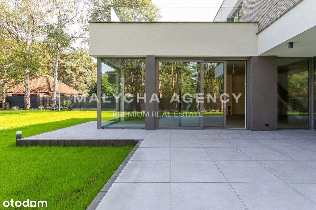 Nowoczesna willa w prestiżowej części Radości. - Pełny obrazek: 4/12