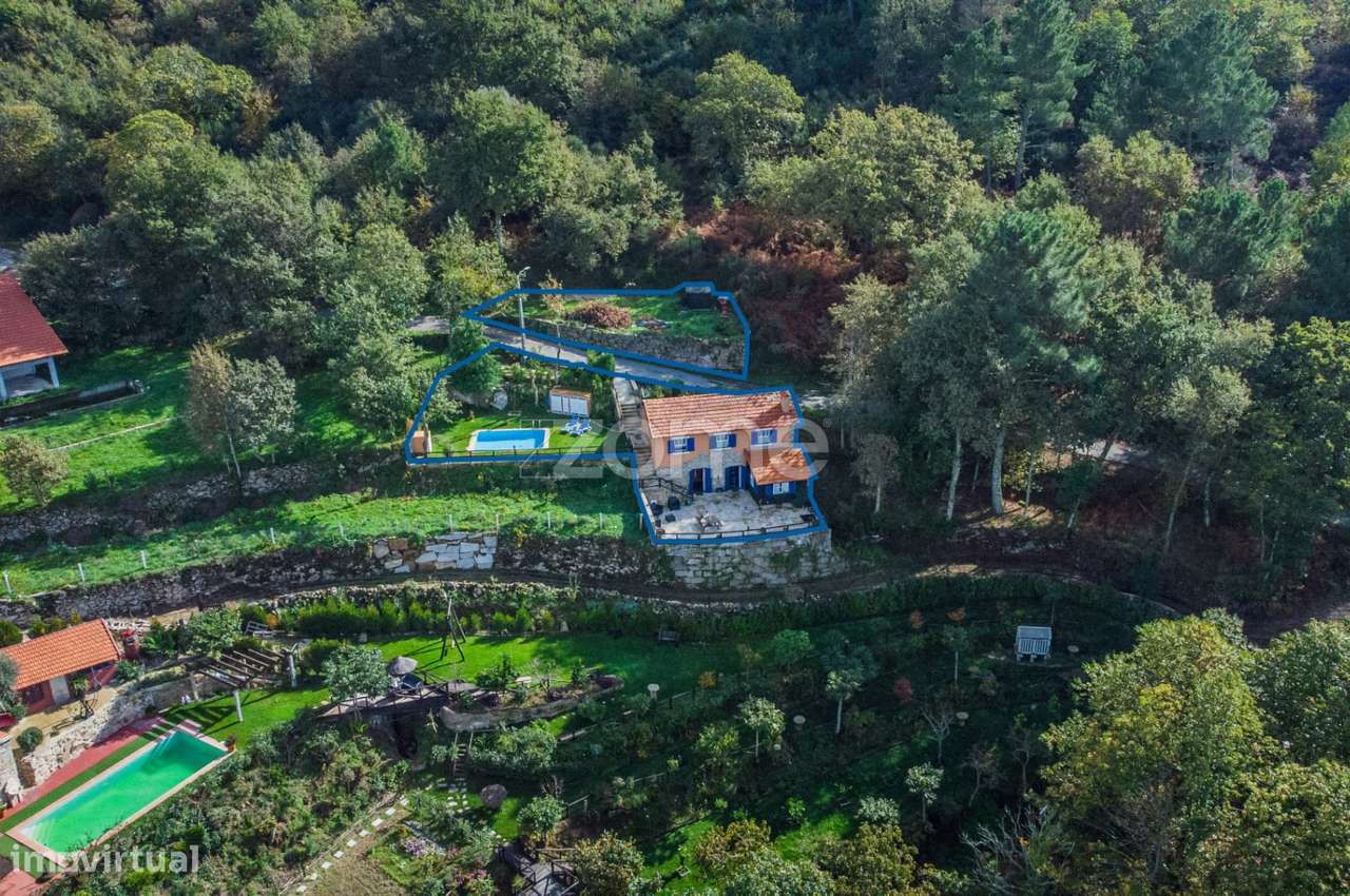 Moradia T3 com 505 m2 de terreno, em Cinfães do Douro, Cádiz. - Grande imagem: 5/38