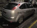 Carro MOT: KKDA  CXVEL: 4M5R7002YA FORD FOCUS 2 FASE 1 2005 1.8TDCI 115CV 5P CINZENTO  DIESEL - 3