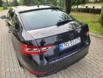 Skoda Superb 2.0 TDI Sportline DSG - 5