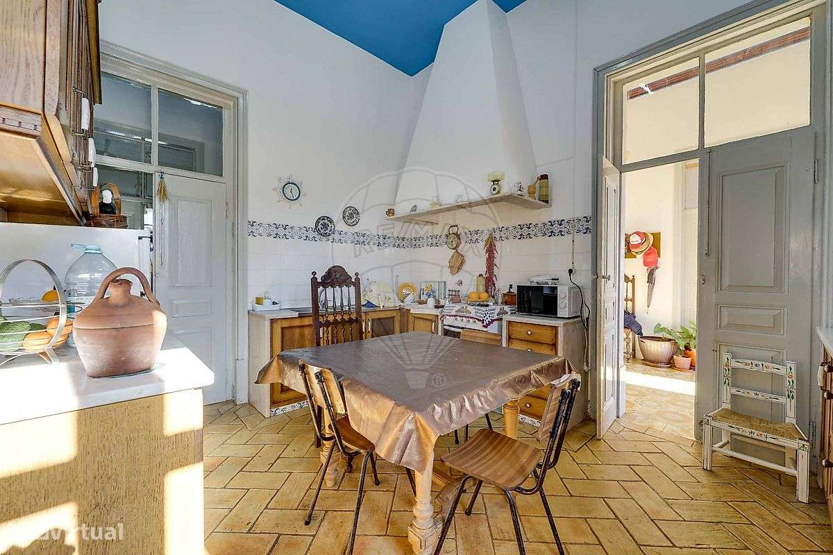 Moradia T15 para venda-12