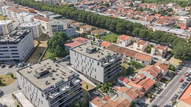 Apartamento T3 Premium em Braga – Real | Como novo, garagem dupla-17