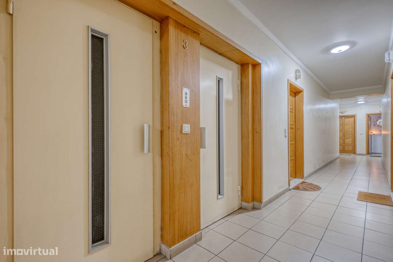Apartamento T2 Padrão da Légua-19