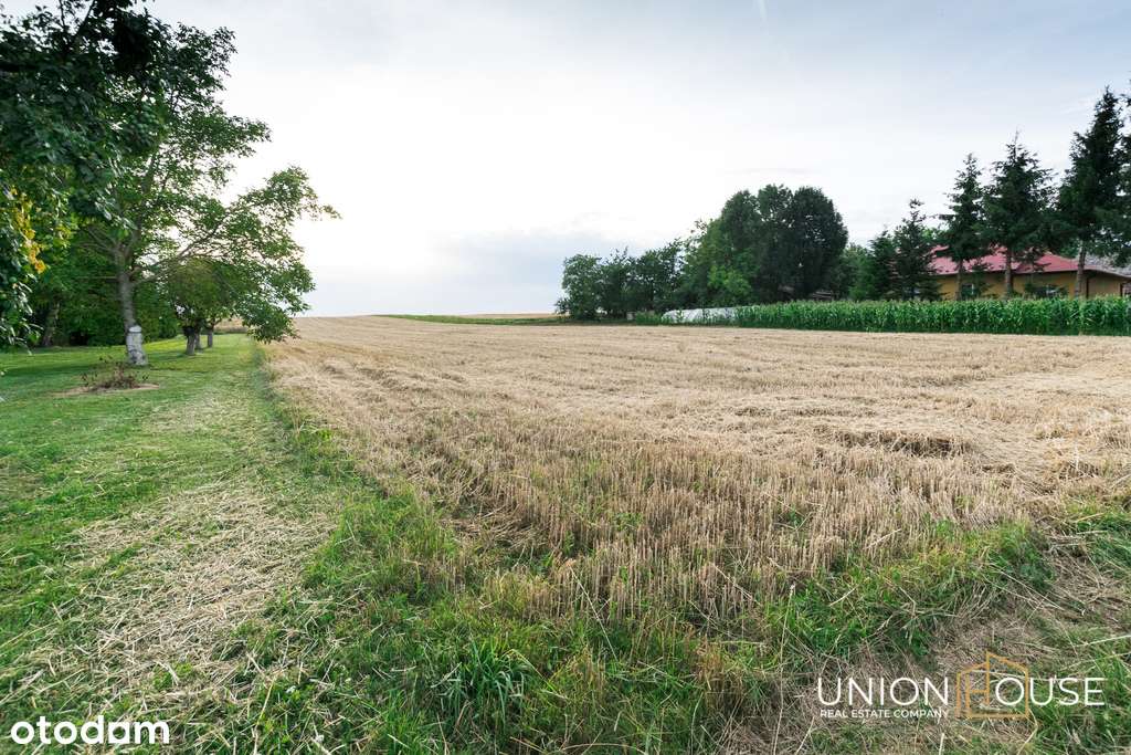Działka z dojazdem budowlano-rolna, 0,65 ha-0