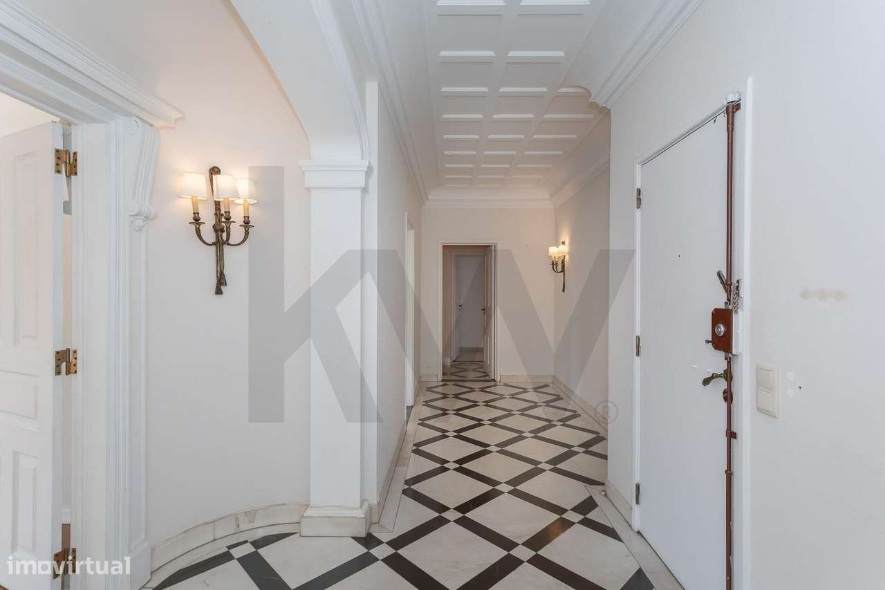 Apartamento T5 + junto ao Jardim das Amoreiras - Arrendamento - Grande imagem: 5/32