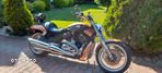 Harley-Davidson V-Rod Street Rod - 1