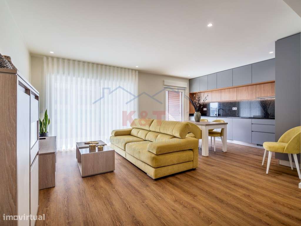 Apartamento T2 Mobilado a estrear com Piscina e Garagem - Grande imagem: 4/35