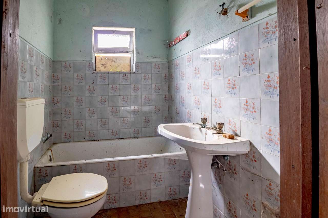 Terreno 1.865 m2 com moradia T1 | Potencial de construção |... - Grande imagem: 5/30