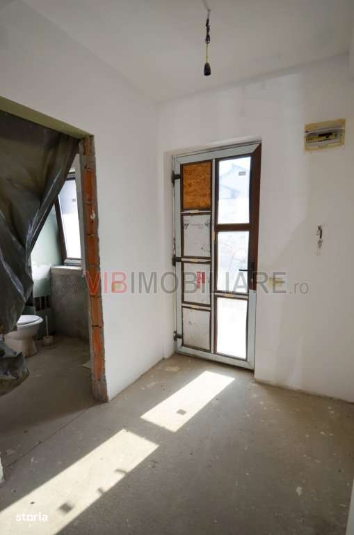 Casă P+1+M la alb în Clinceni, Str. Sabarului - Imagine principală: 4/15