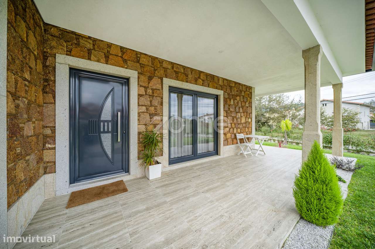 Moradia Individual T5 em Barbudo, Vila Verde-Braga. - Grande imagem: 3/58