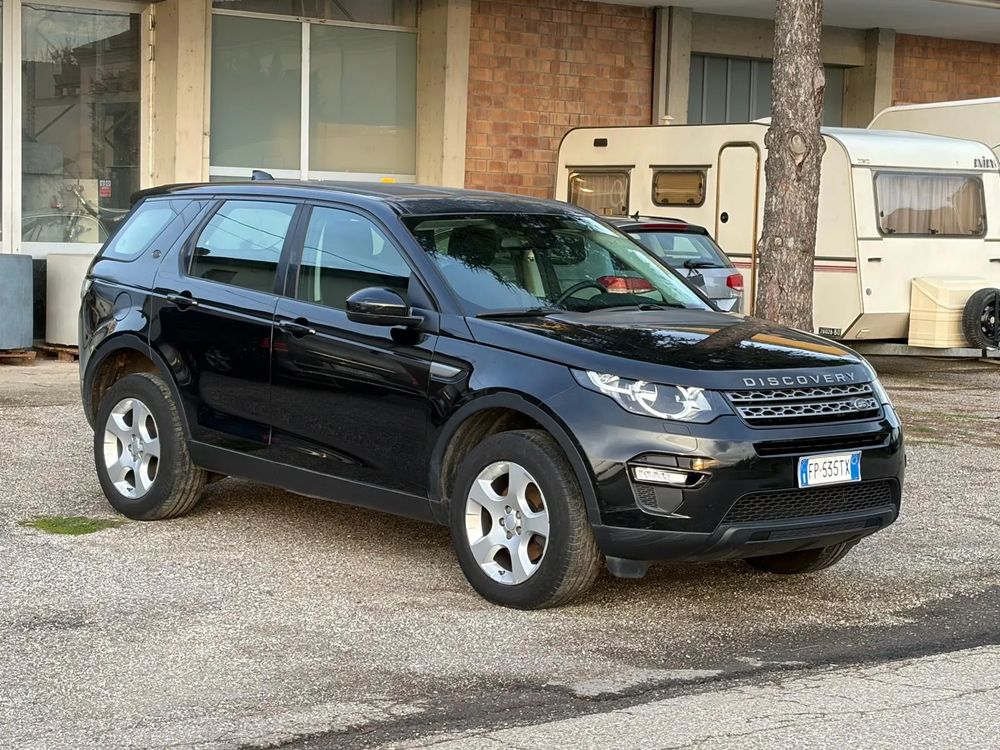 Land Rover Discovery 2018