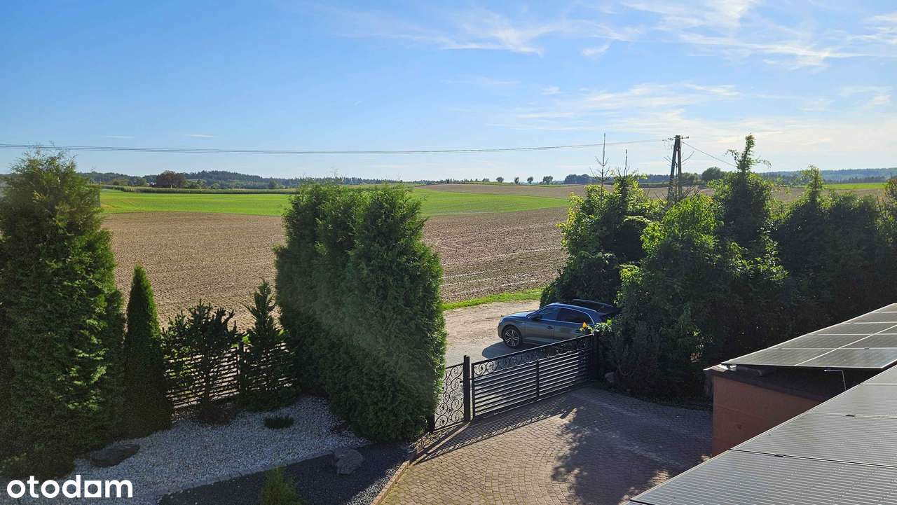 Na sprzedaż dom całoroczny w Bachotku — w otoczeniu jeziora i lasów - Pełny obrazek: 4/20