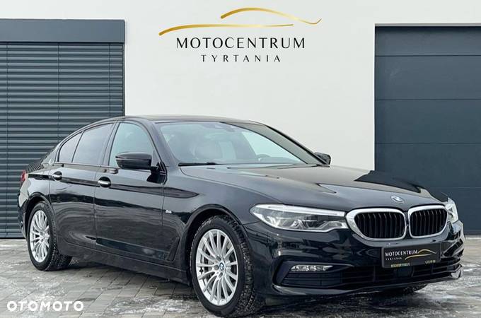 BMW Seria 5 530i xDrive Sport Line sport - 1