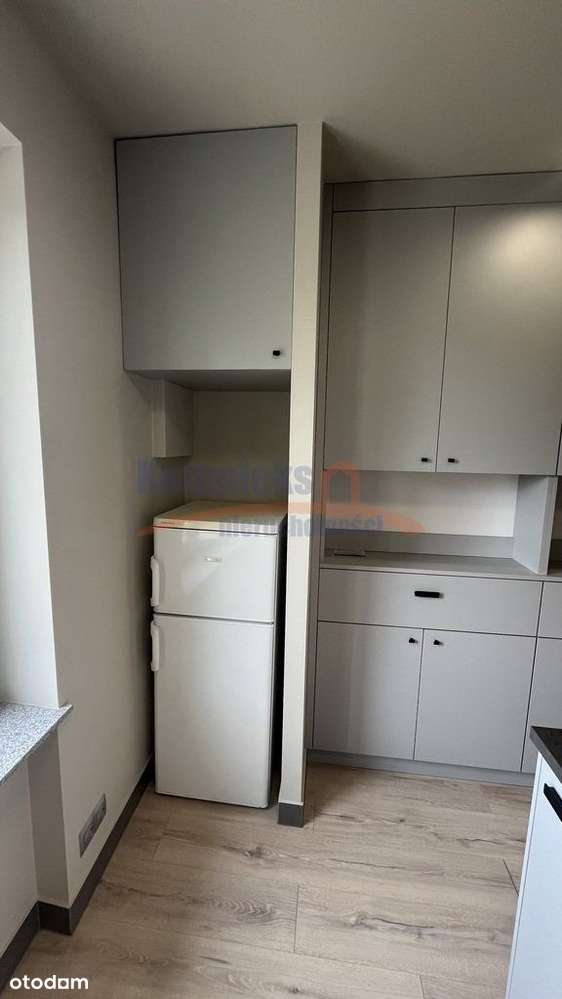 Pogodno - 2 pokoje, balkon -po kapitalnym remoncie-5