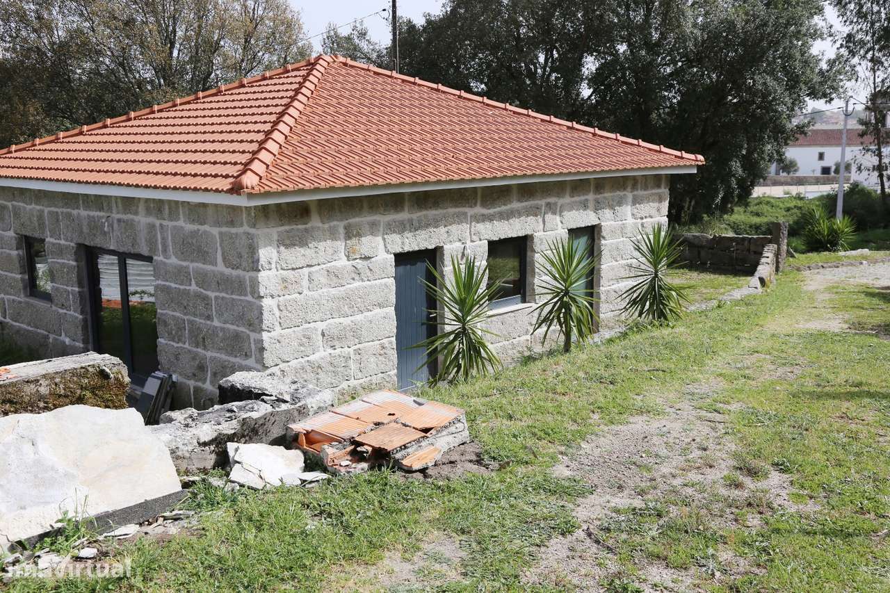 Moradia Isolada T2 Venda em Lustosa e Barrosas (Santo Estêvão),Lousada-5