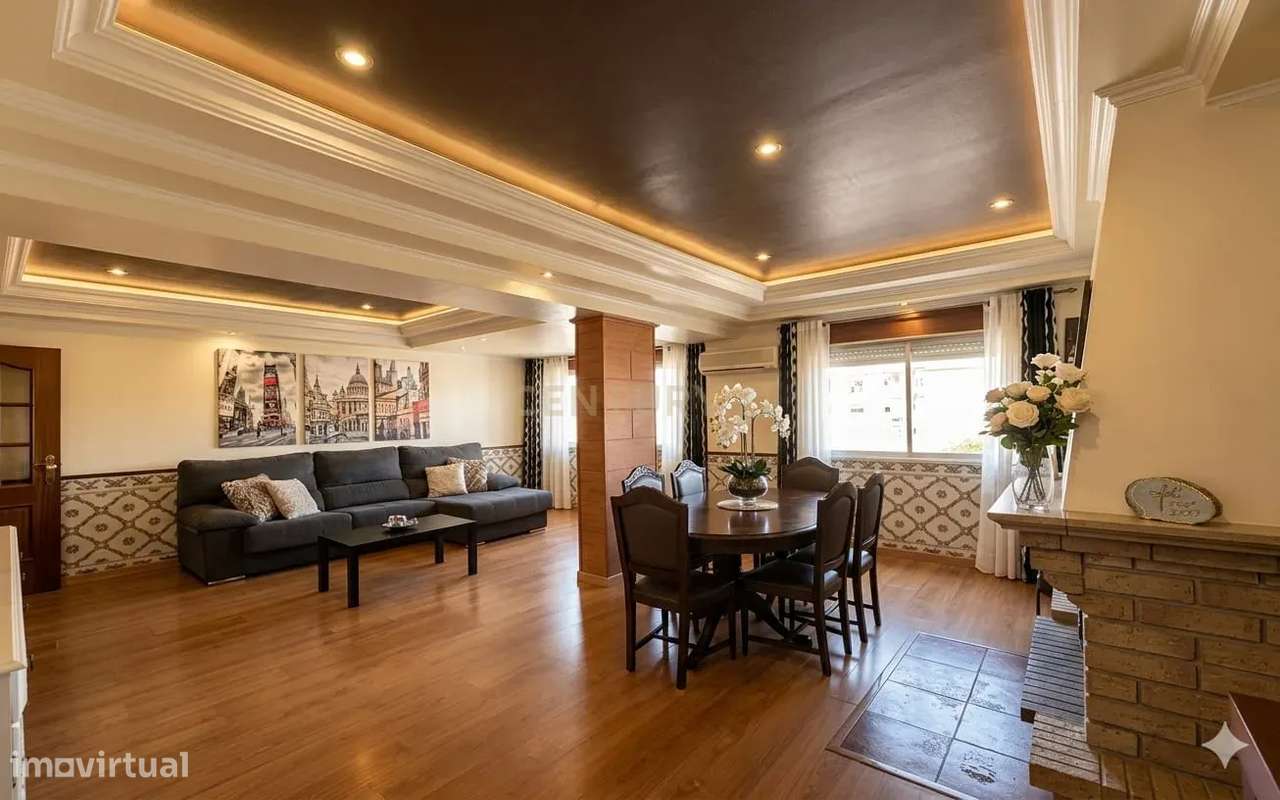 T4 Duplex com Terraço em Amora - Grande imagem: 5/7